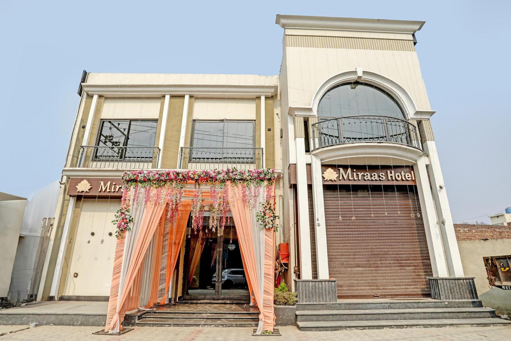 Hotel O Miraas Hotel And Banquet Hall ลูดิฮานา ภายนอก รูปภาพ